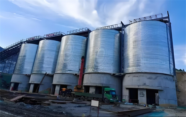 塔城螺旋卷板仓施工现场